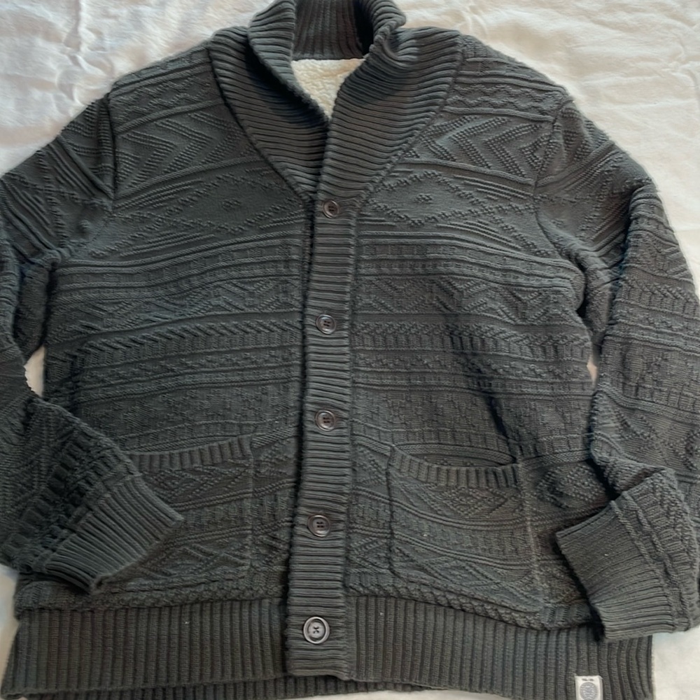 Lucky Brand men’s Sherpa Lined Heavy cable knit cardigan Size Large